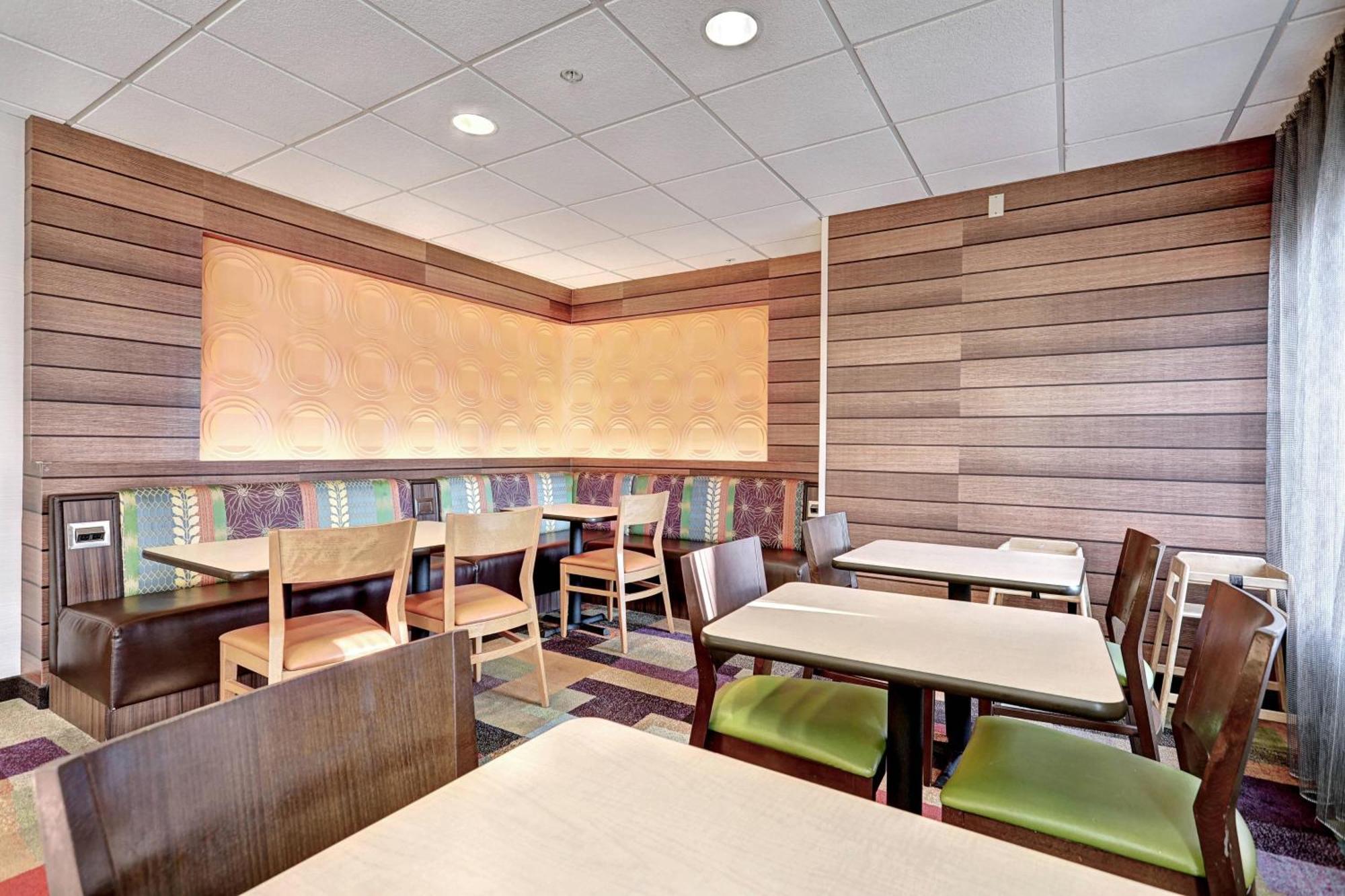 Fairfield Inn & Suites By Marriott Edison - South Plainfield Exterior photo